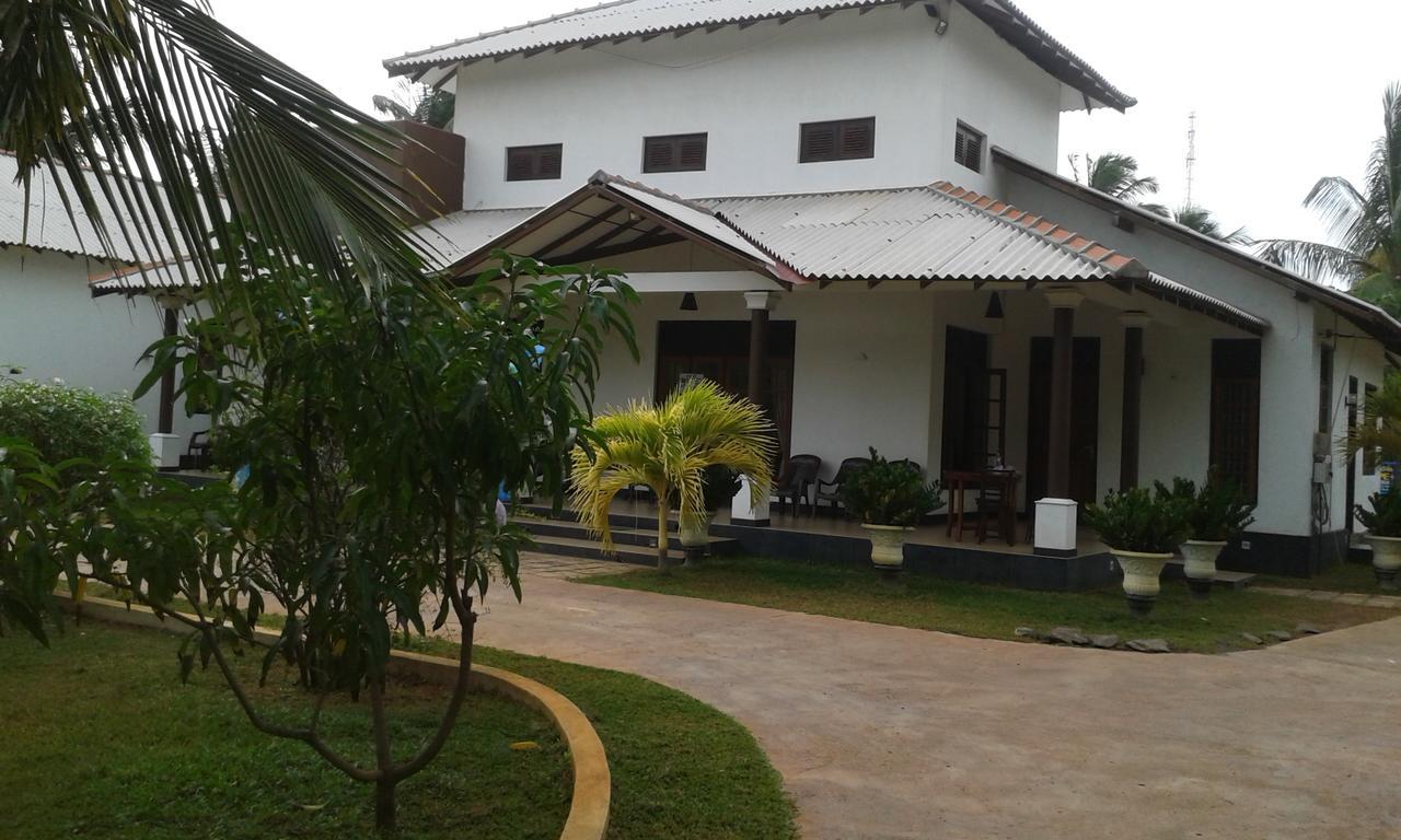 Grand Hilton Hotel Negombo Ngoại thất bức ảnh